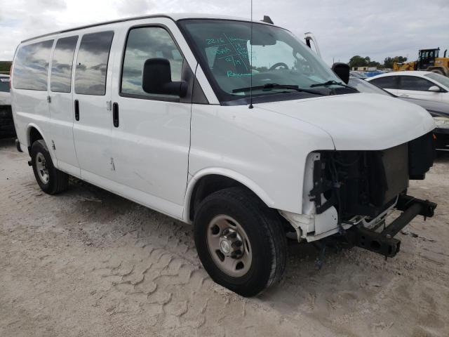 1GAZGMFP6J1221038 - 2018 CHEVROLET EXPRESS G3 LT WHITE photo 4