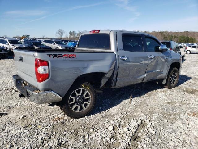 5TFHW5F16JX695303 - 2018 TOYOTA TUNDRA CREWMAX LIMITED GRAY photo 3