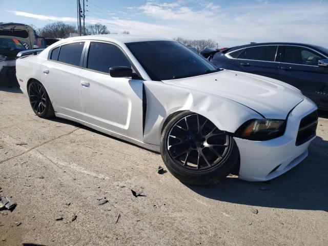 2C3CDXCT8EH213849 - 2014 DODGE CHARGER R/T WHITE photo 4