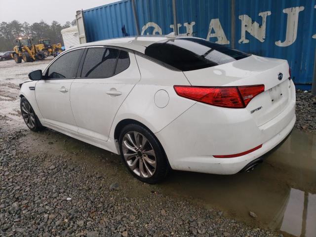 KNAGM4A74B5134597 - 2011 KIA OPTIMA LX WHITE photo 2