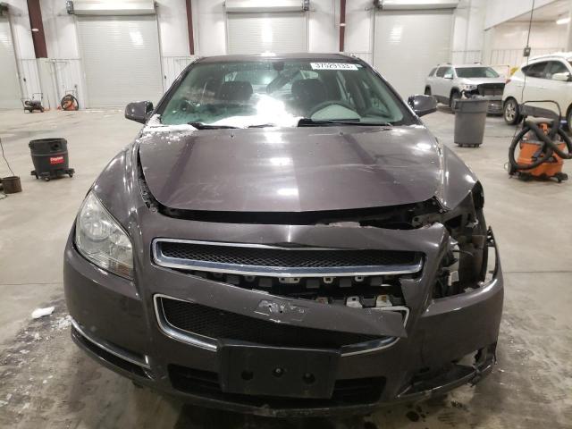 1G1ZC5EB8A4149040 - 2010 CHEVROLET MALIBU 1LT ნაცრისფერი ფოტო 5