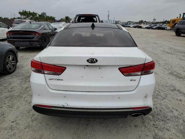 5XXGU4L35GG078315 - 2016 KIA OPTIMA EX WHITE photo 6