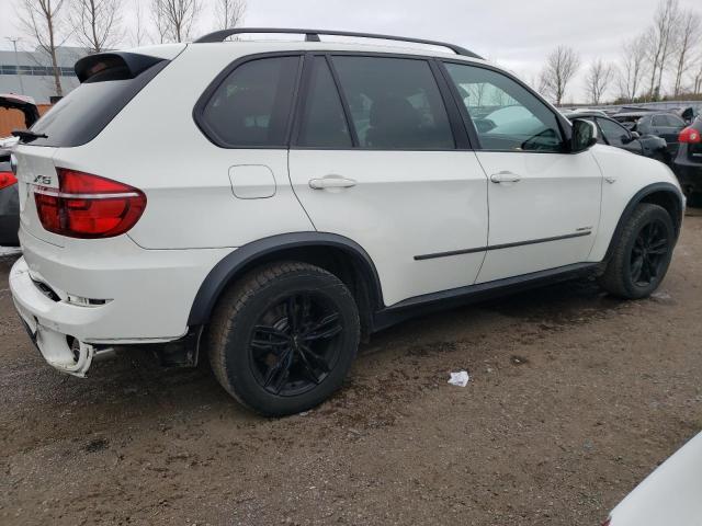 5UXZW0C53C0B89746 - 2012 BMW X5 XDRIVE35D WHITE photo 3