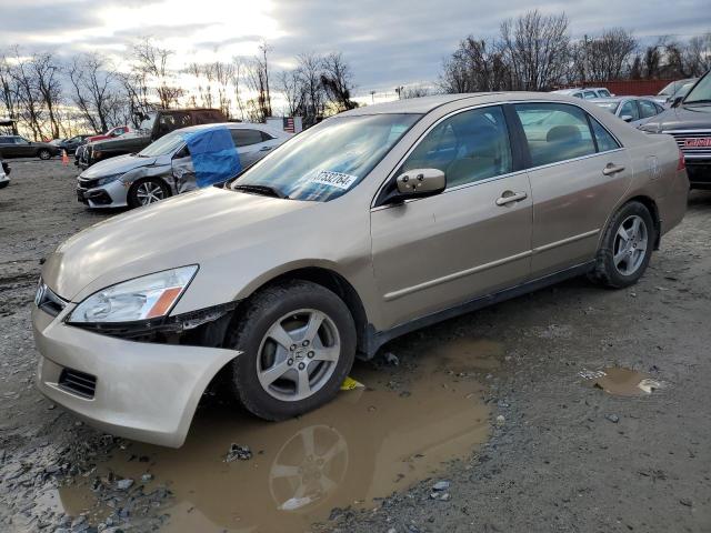 1HGCM56427A002914 - 2007 HONDA ACCORD LX GOLD photo 1