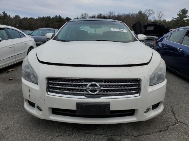 1N4AA5AP6AC848531 - 2010 NISSAN MAXIMA S WHITE photo 5