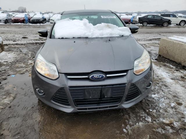 1FADP3K25EL423147 - 2014 FORD FOCUS SE GRAY photo 5