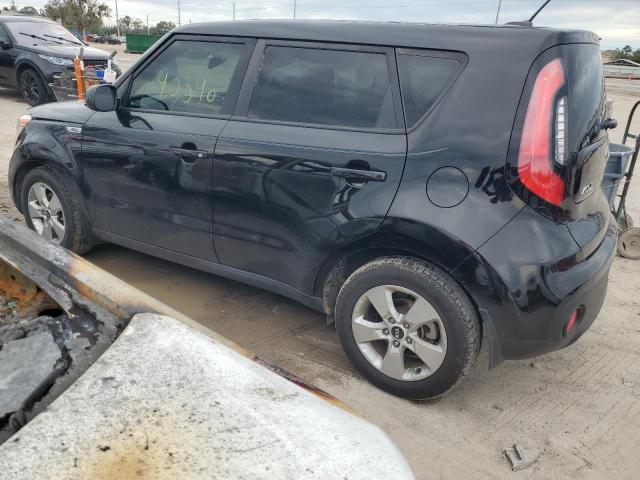 KNDJN2A23J7589376 - 2018 KIA SOUL BLACK photo 2