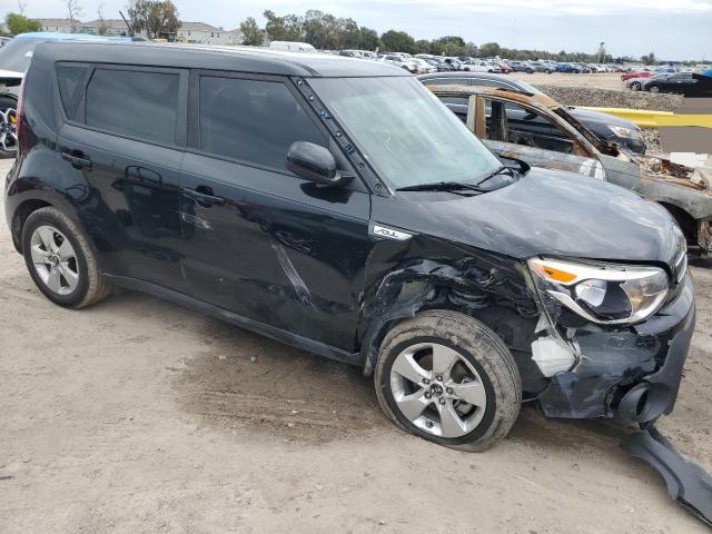 KNDJN2A23J7589376 - 2018 KIA SOUL BLACK photo 4