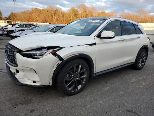 3PCAJ5M35KF120996 - 2019 INFINITI QX50 ESSENTIAL WHITE photo 1