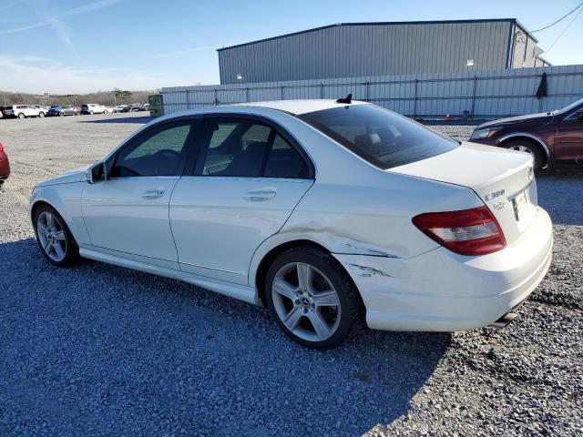 WDDGF5EB4BR162027 - 2011 MERCEDES-BENZ C 300 WHITE photo 2