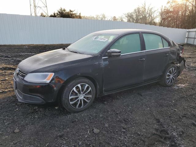 2013 VOLKSWAGEN JETTA SE, 