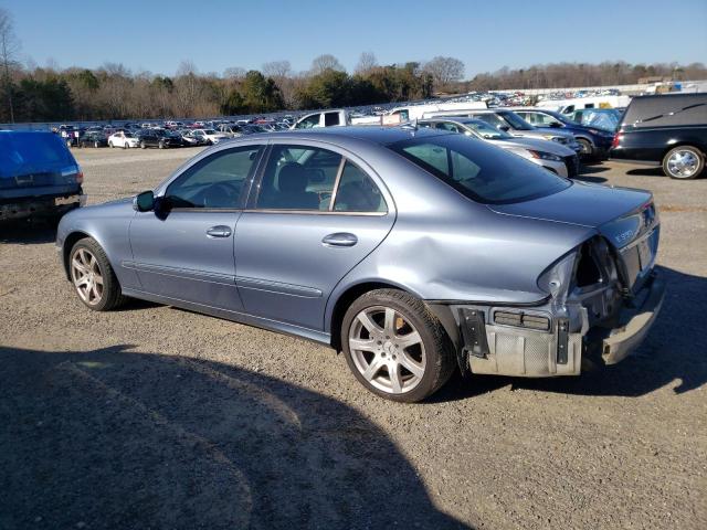 WDBUF56X57B037446 - 2007 MERCEDES-BENZ E 350 BLUE photo 2