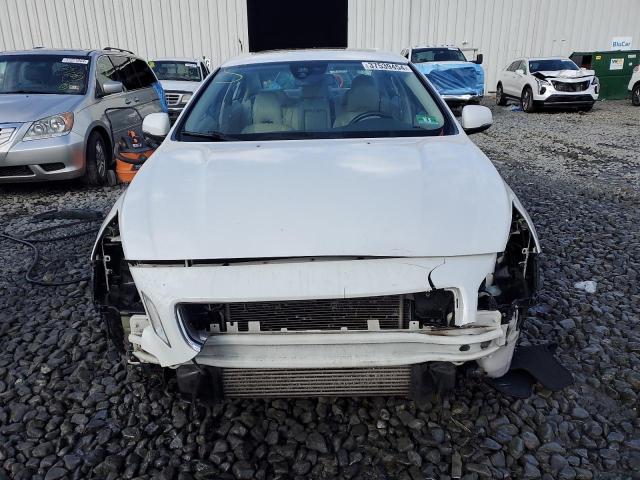 YV1622FSXC2120092 - 2012 VOLVO S60 T5 WHITE photo 5