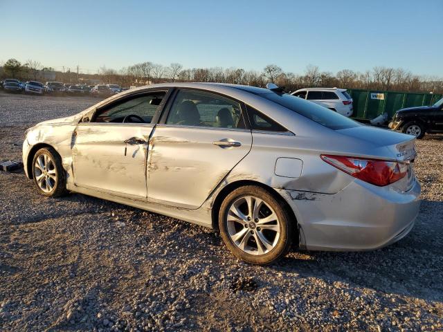 5NPEC4AC6DH603783 - 2013 HYUNDAI SONATA SE SILVER photo 2