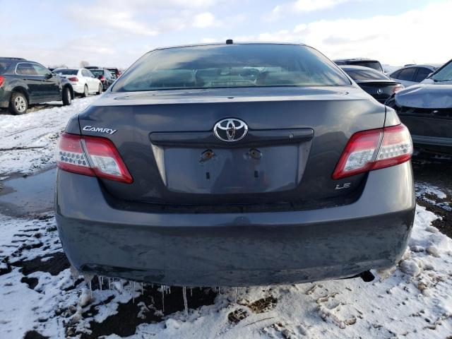 4T4BF3EK9AR072913 - 2010 TOYOTA CAMRY BASE GRAY photo 6