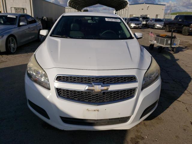 1G11C5SA6DF272711 - 2013 CHEVROLET MALIBU 1LT თეთრი ფოტო 5