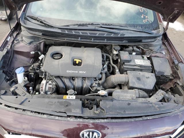 3KPFK4A76HE036592 - 2017 KIA FORTE LX BURGUNDY photo 11