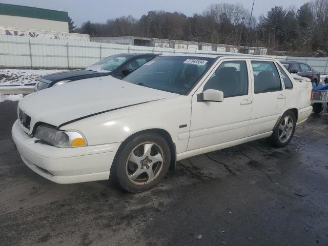 YV1LS5348W2428893 - 1998 VOLVO S70 T5 TURBO WHITE photo 1