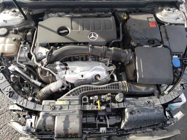 W1K3G4FB1LW047053 - 2020 MERCEDES-BENZ A 220 4MATIC GRAY photo 11