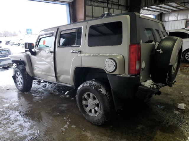 5GTEN13E998111545 - 2009 HUMMER H3 TAN photo 2