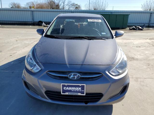 KMHCT4AE1GU143592 - 2016 HYUNDAI ACCENT SE GRAY photo 5