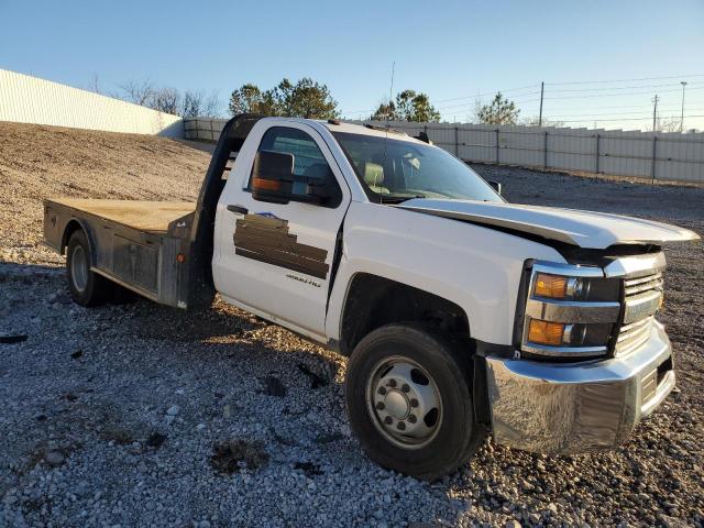 1GB3KYCG9HF158915 - 2017 CHEVROLET SILVERADO K3500 WHITE photo 4