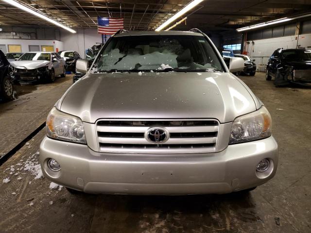 JTEEP21A240023480 - 2004 TOYOTA HIGHLANDER SILVER photo 5