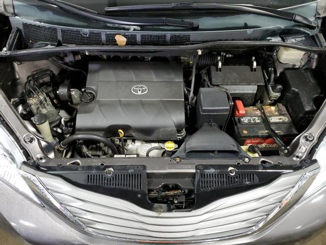 5TDYK3DC4DS358479 - 2013 TOYOTA SIENNA XLE GRAY photo 12