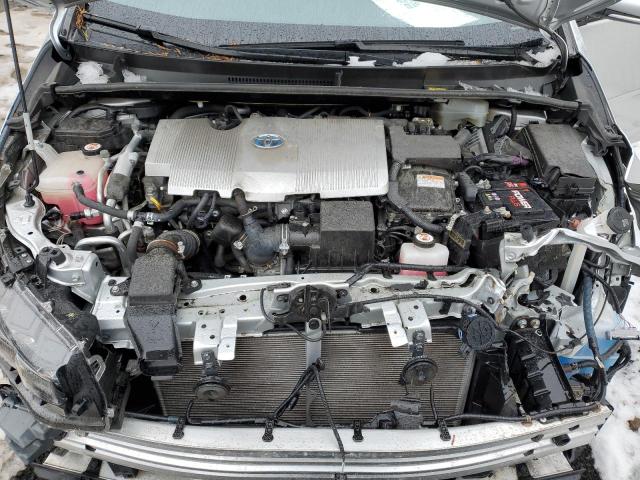 JTDKARFP6H3003834 - 2017 TOYOTA PRIUS PRIM 银色 照片 11