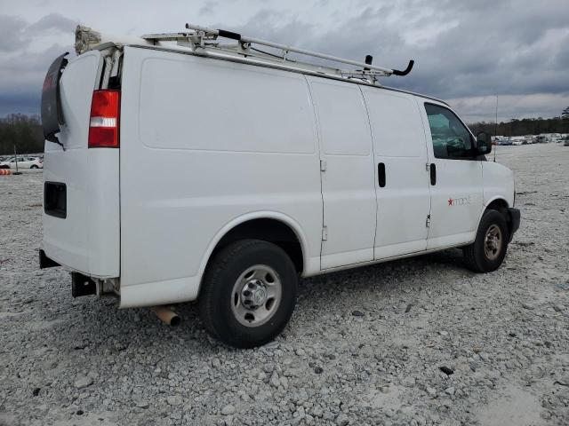 1GCWGAFP3K1368069 - 2019 CHEVROLET EXPRESS G2 WHITE photo 3