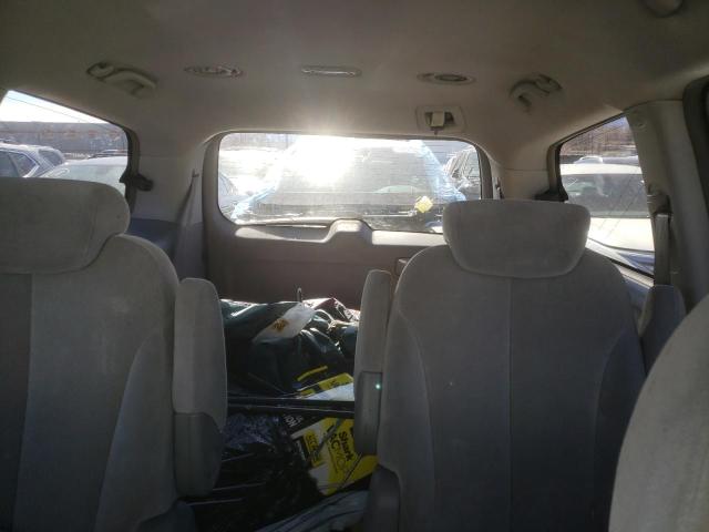 KNDMB233766023911 - 2006 KIA SEDONA EX SILVER photo 10