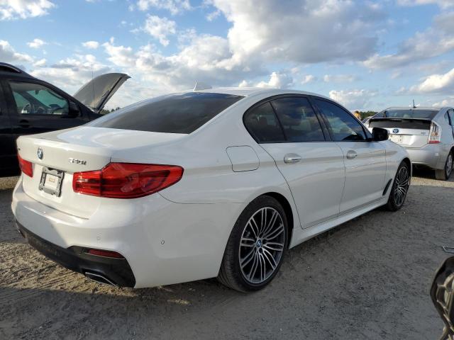 WBAJE7C56JWC56289 - 2018 BMW 540 XI WHITE photo 3