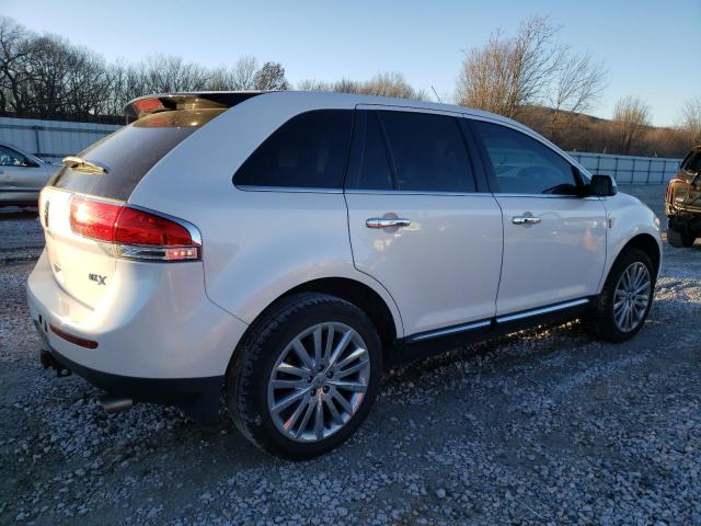 2LMDJ6JK1BBJ27620 - 2011 LINCOLN MKX WHITE photo 3