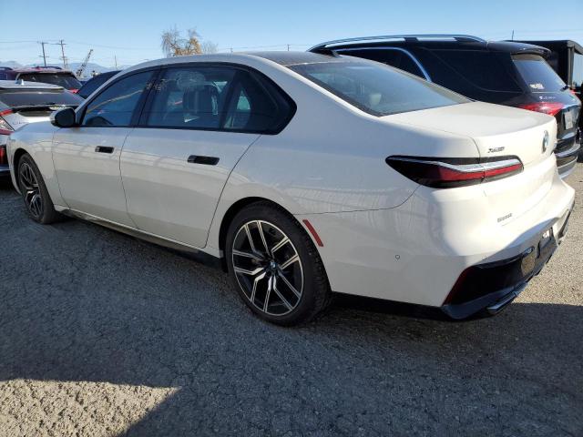 WBA33EJ06PCM38852 - 2023 BMW 760 XI WHITE photo 2