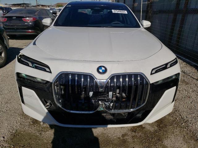 WBA33EJ06PCM38852 - 2023 BMW 760 XI WHITE photo 5
