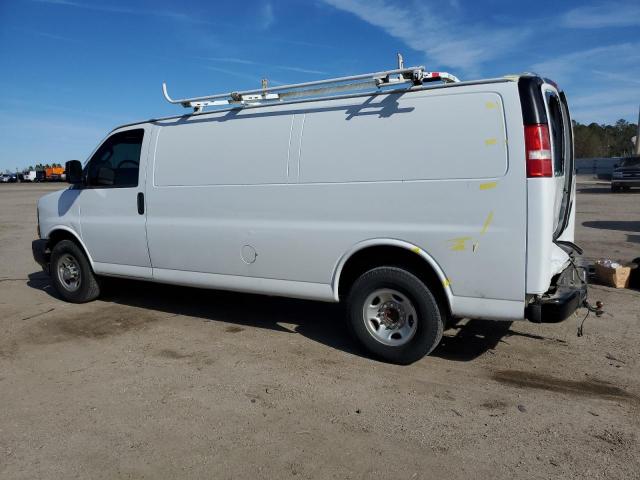 1GCWGBFFXH1222743 - 2017 CHEVROLET EXPRESS G2 WHITE photo 2