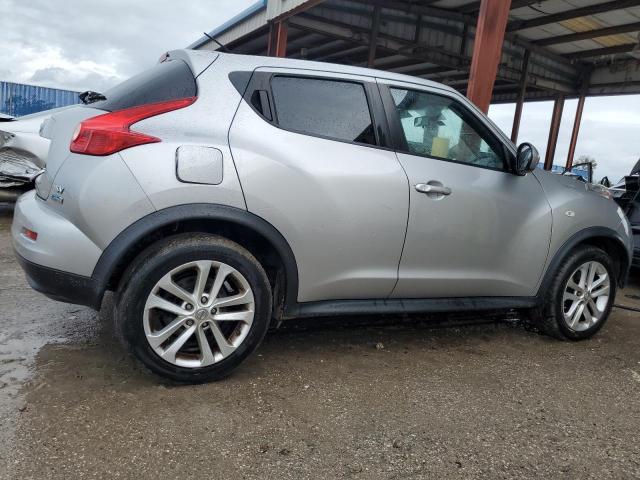 JN8AF5MR6CT105058 - 2012 NISSAN JUKE S SILVER photo 3