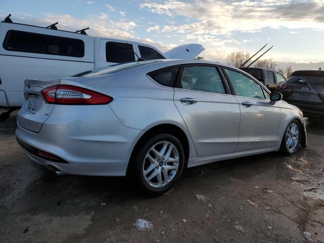 1FA6P0H74F5126449 - 2015 FORD FUSION SE SILVER photo 3