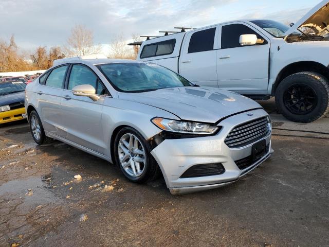 1FA6P0H74F5126449 - 2015 FORD FUSION SE SILVER photo 4