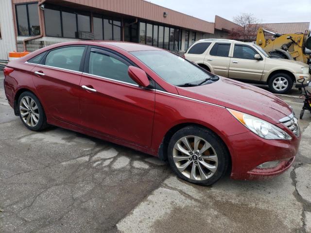 5NPEC4AB0CH387385 - 2012 HYUNDAI SONATA SE RED photo 4