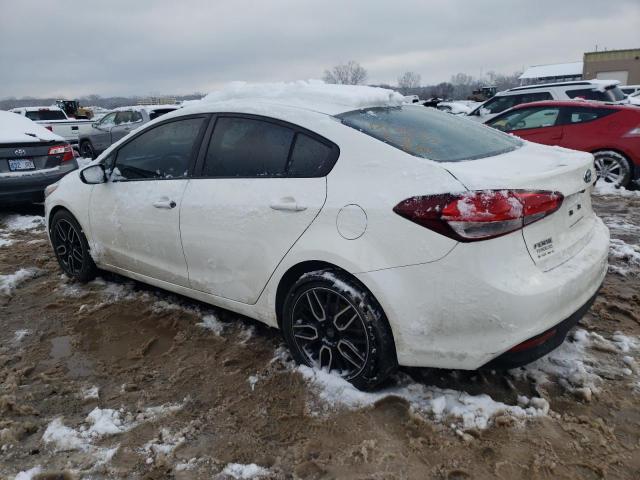 3KPFK4A77HE102230 - 2017 KIA FORTE LX WHITE photo 2