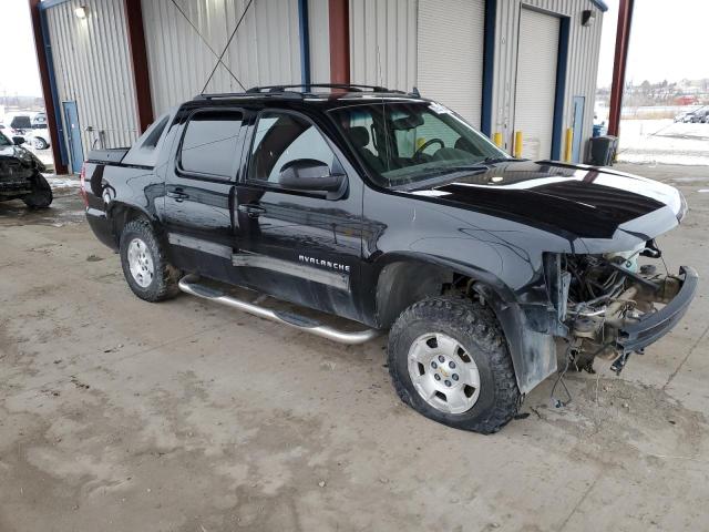 3GNTKEE38BG176744 - 2011 CHEVROLET AVALANCHE LS BLACK photo 4