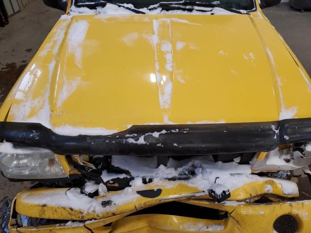 1FTYR10U12PA97110 - 2002 FORD RANGER YELLOW photo 11