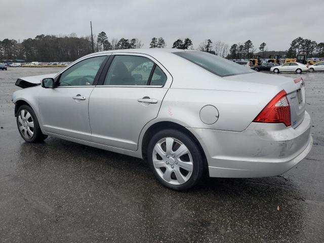 3FAHP0HAXBR223490 - 2011 FORD FUSION SE SILVER photo 2