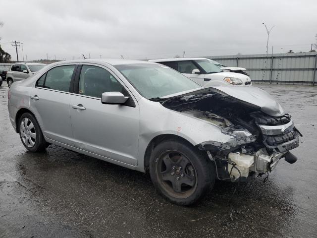 3FAHP0HAXBR223490 - 2011 FORD FUSION SE SILVER photo 4