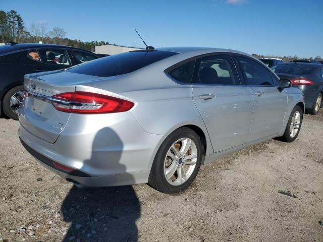 3FA6P0HD0JR237852 - 2018 FORD FUSION SE SILVER photo 3