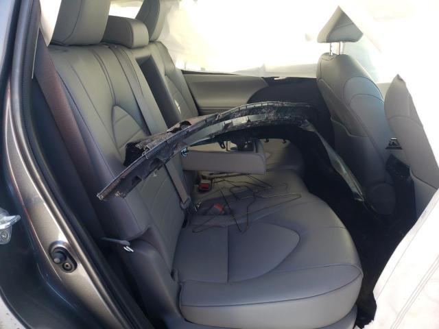 5TDHZRBH0NS593640 - 2022 TOYOTA HIGHLANDER XLE GRAY photo 11