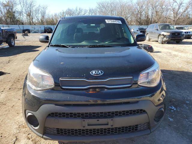 KNDJN2A23J7582251 - 2018 KIA SOUL BLACK photo 5