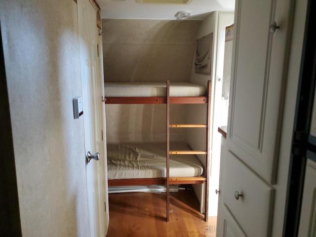 4YDT25R208B450382 - 2008 KEYSTONE OUTBACK WHITE photo 5