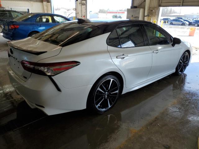 4T1B61HK0KU167646 - 2019 TOYOTA CAMRY XSE WHITE photo 3